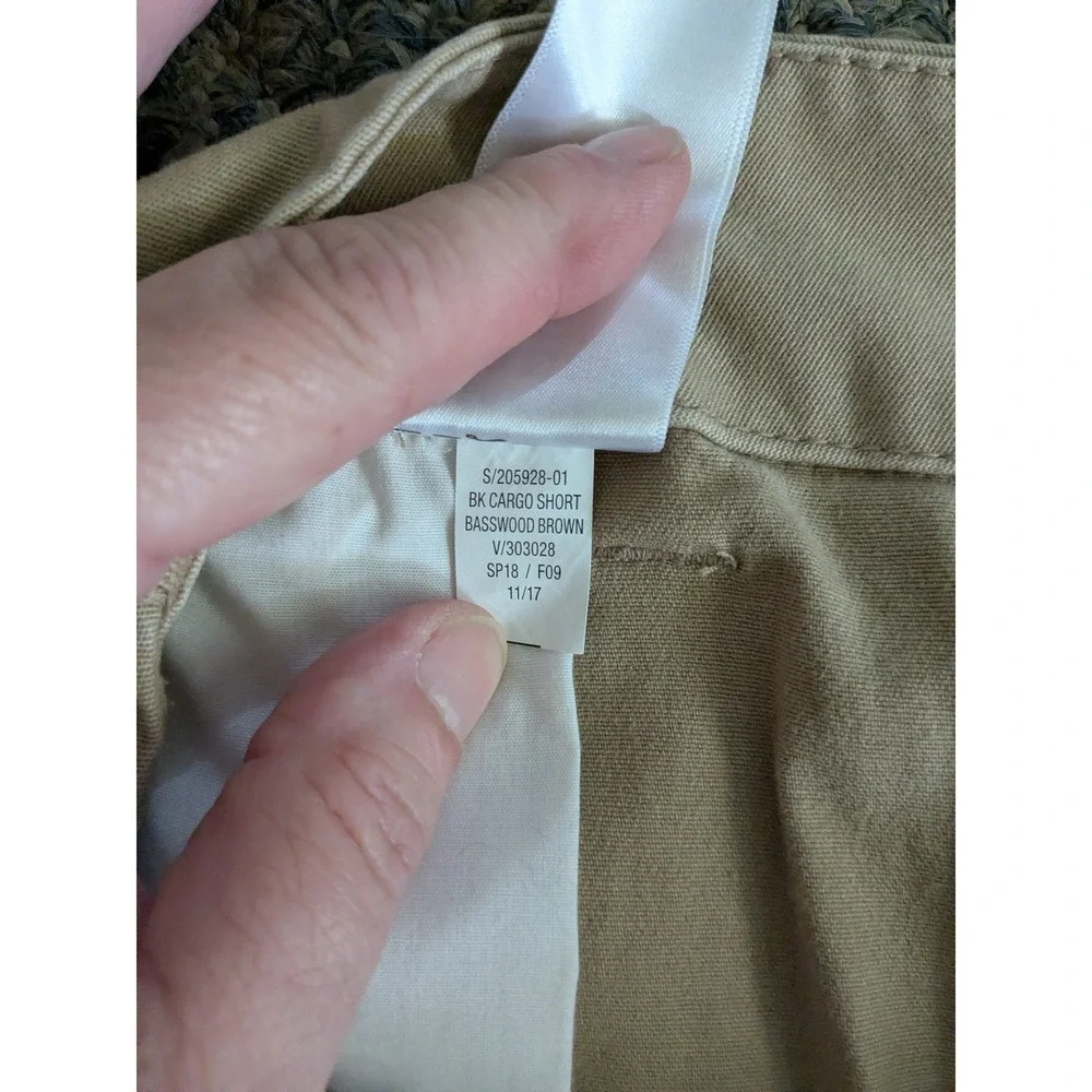 Old Navy Mens Cargo Shorts Khaki Tan Size 40 Cotton Twill Utility Casual